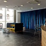 Elaya Center