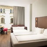 Elaya Center 4*