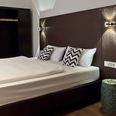 Отель Arthotel Ana Symphonie 4*