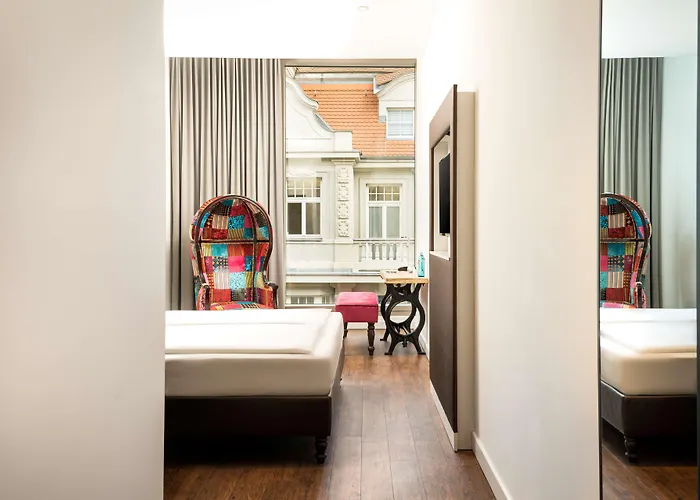 Отель Arthotel Ana Symphonie 4*